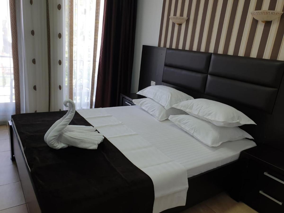 Hotel Solea Beach Mamaia Buitenkant foto