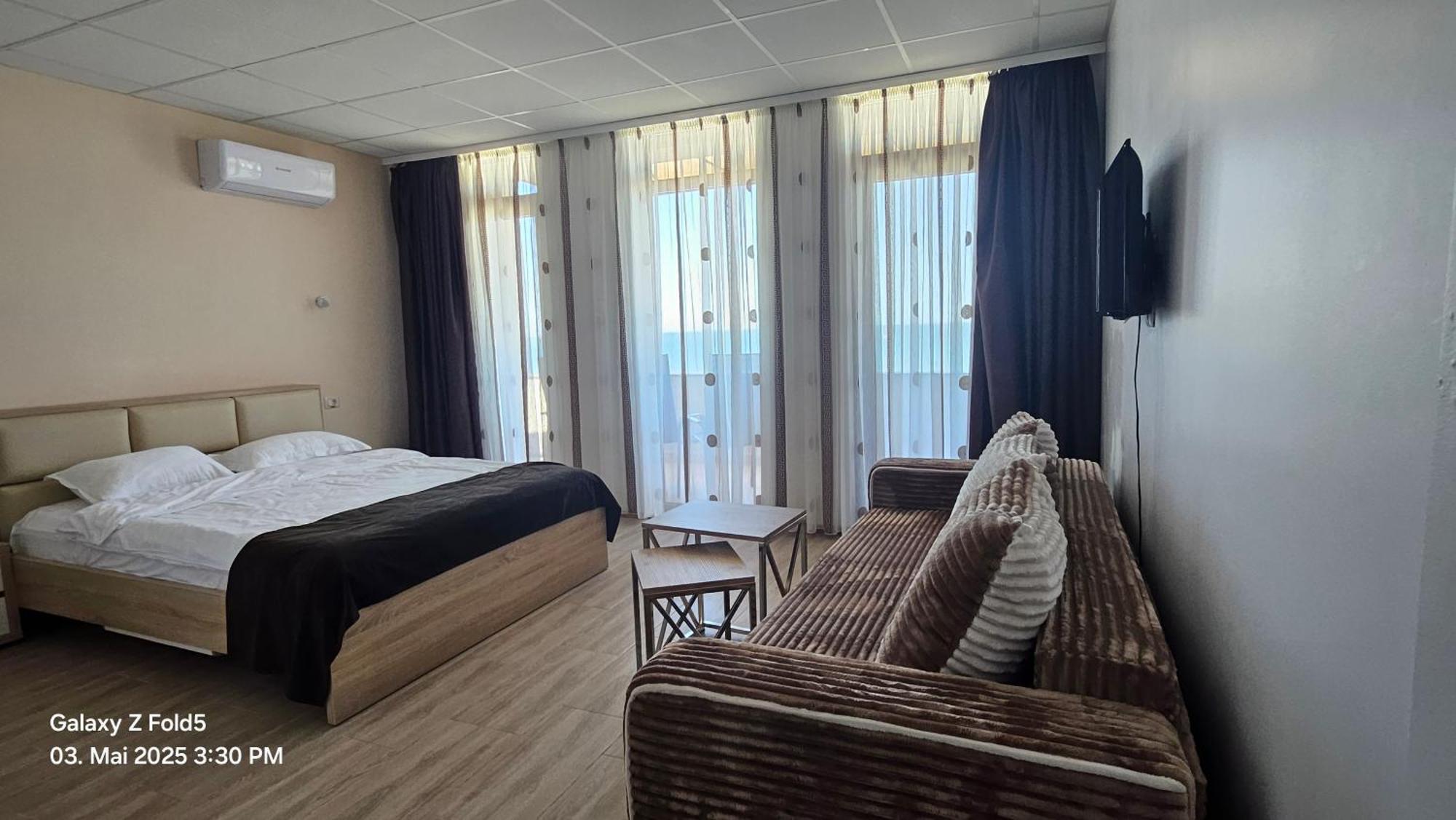 Hotel Solea Beach Mamaia Buitenkant foto