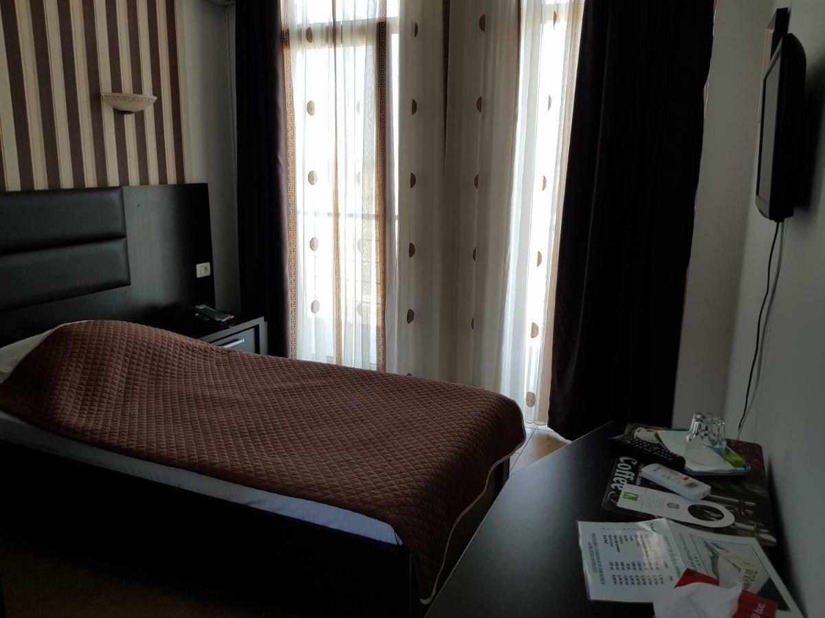 Hotel Solea Beach Mamaia Buitenkant foto