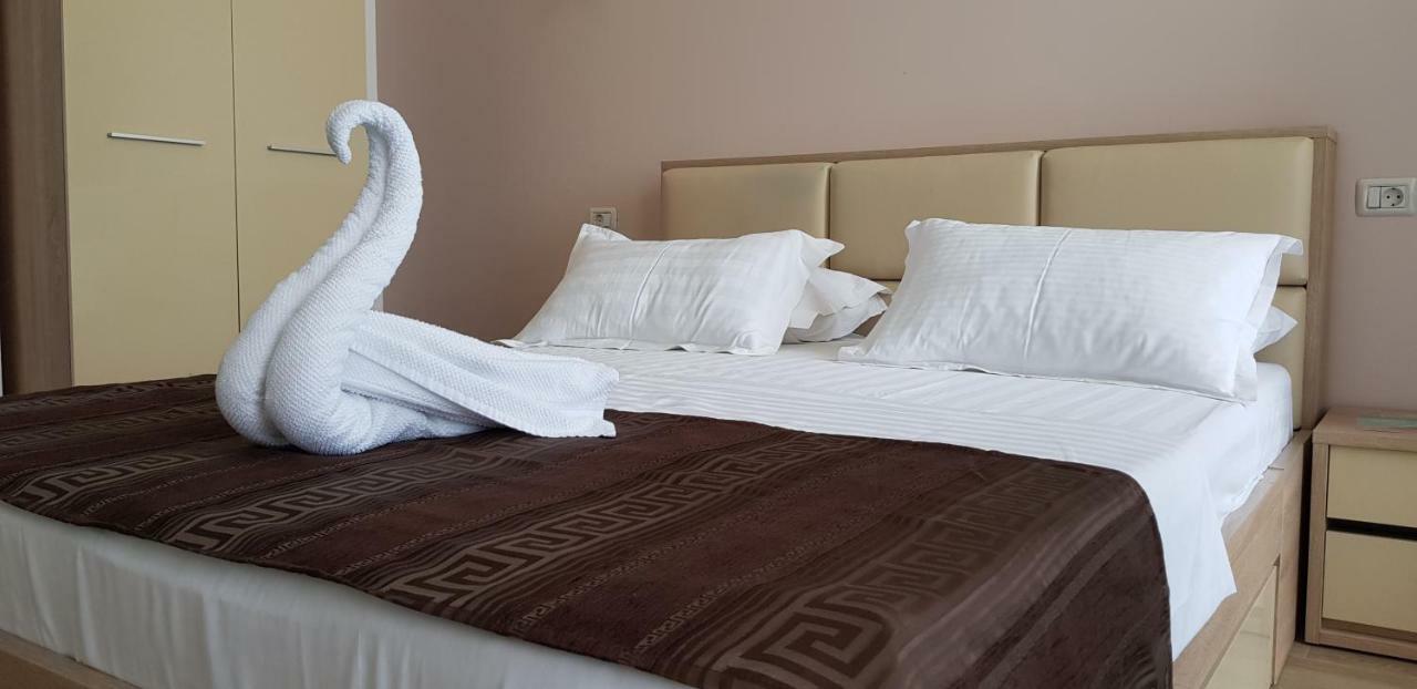 Hotel Solea Beach Mamaia Buitenkant foto